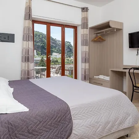 Apartmán Parsano - De Vivo Realty *