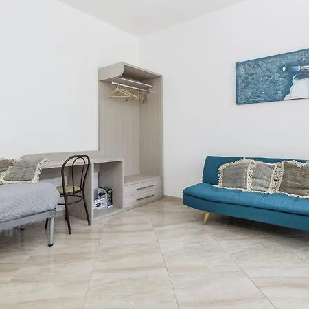 De Vivo Realty - Parsano Suite Sorrento *
