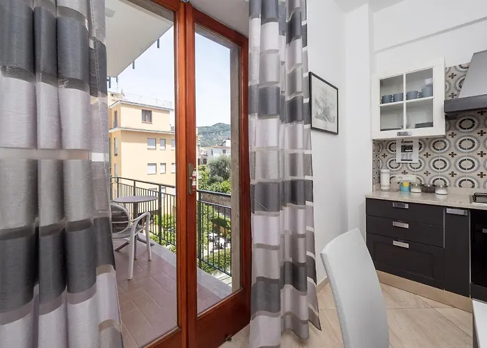 Parsano - De Vivo Realty Apartment Sorrento