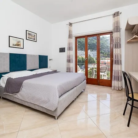 Parsano - De Vivo Realty Appartement *