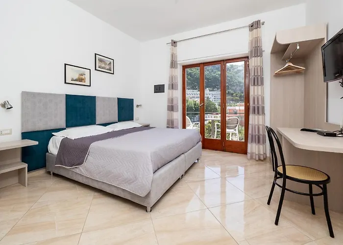 Parsano - De Vivo Realty Apartman *