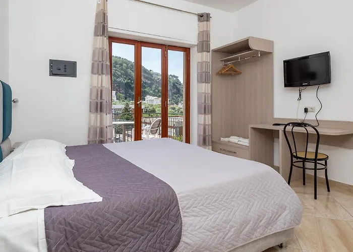 Apartman Parsano - De Vivo Realty *